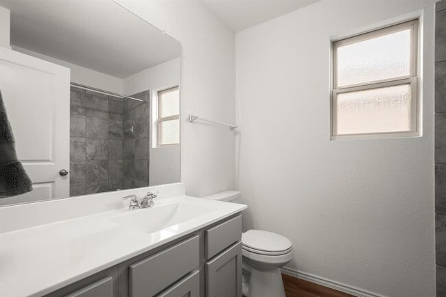 Building Photo - 4000 Fort Collins Way