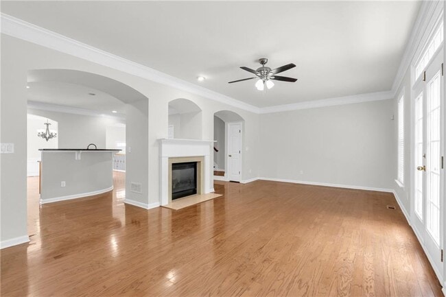 Building Photo - 10870 Brunson Dr