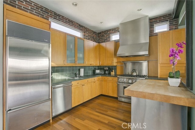 Building Photo - 405 15th St