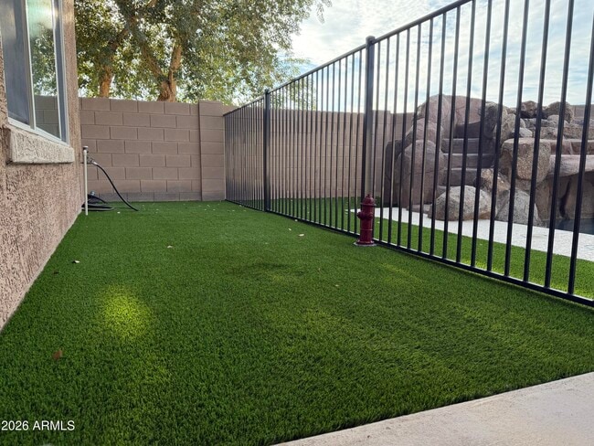 Building Photo - 25706 122nd Ave