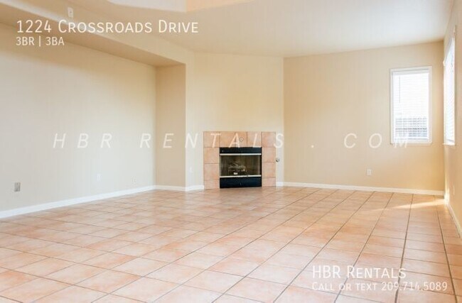 Building Photo - 1224 Crossroads Dr