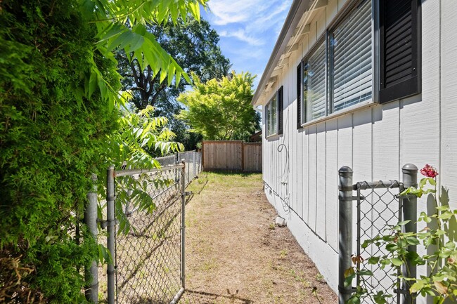 Building Photo - 3 bedroom ranch near University of Portland