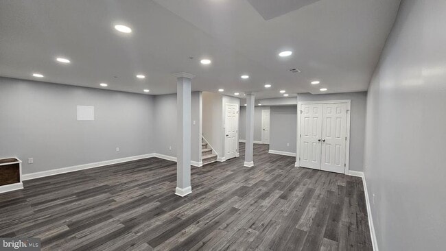 Building Photo - 28 Ironwood Dr