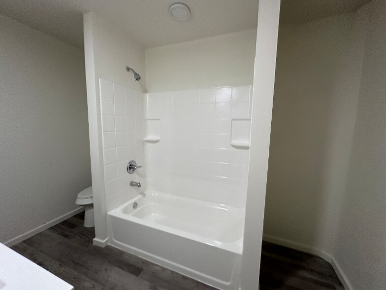 Building Photo - 1904 63rd St