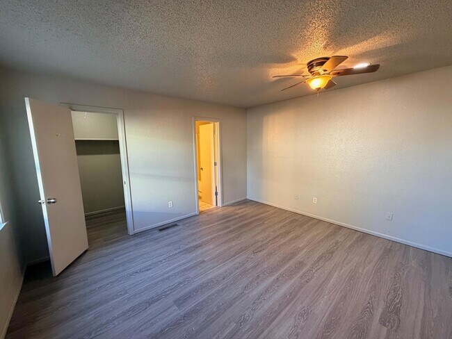 Building Photo - 3714 53rd St