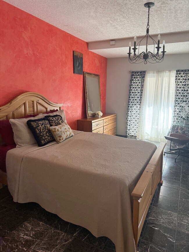 Building Photo - 6552 Cll Verde