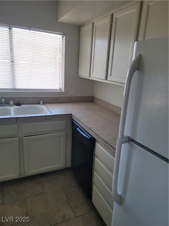 Building Photo - 3948 N Applecrest St