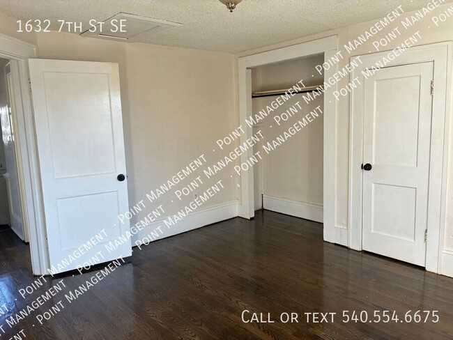 Building Photo - 1632 7th St SE