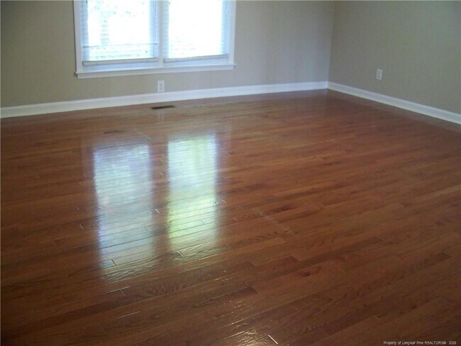 Building Photo - 6829 Towbridge Rd