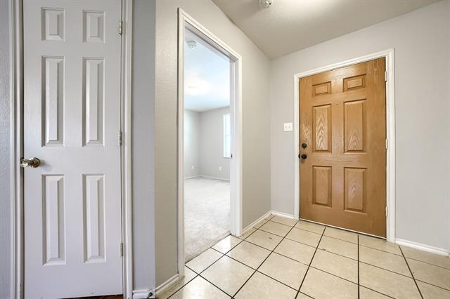 Building Photo - 12970 Vassar Dr