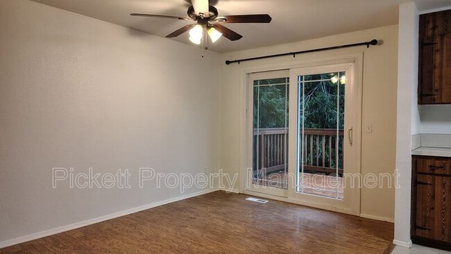 Building Photo - 24410 Andorra Ct NE