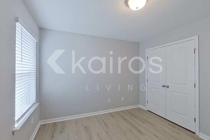 Building Photo - 18 Carrollton Dr