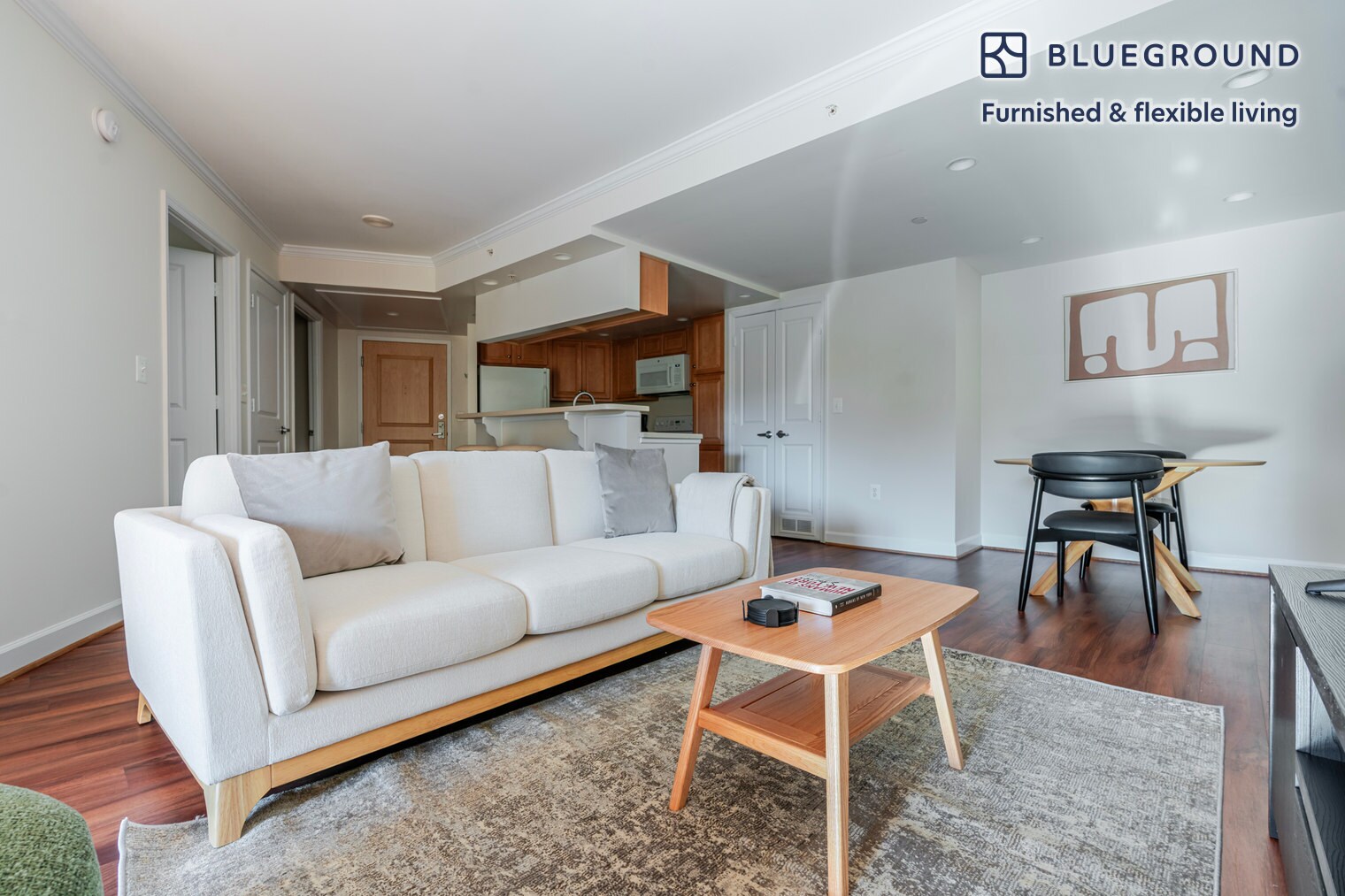 Building Photo - 3900 Fairfax Dr