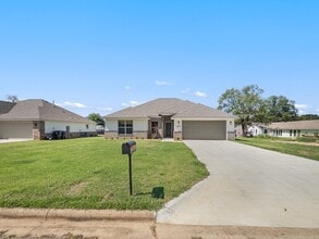 Building Photo - * Move-In Special * New Construction 3 bed...