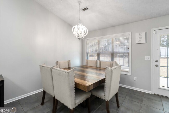 Building Photo - 1108 The by Way