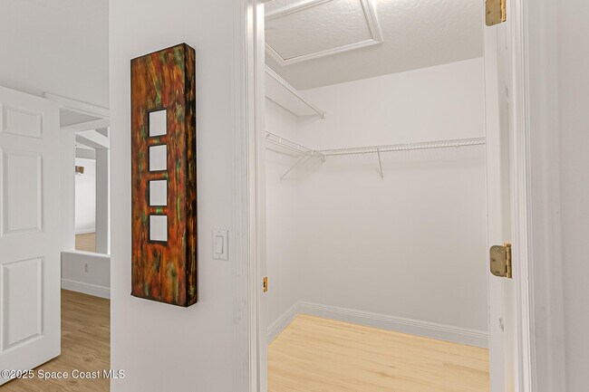 Building Photo - 1017 Homewood Ave