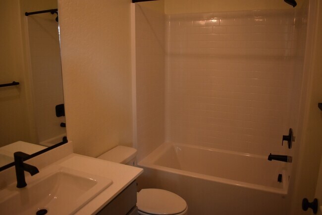 Building Photo - 4649 Jema Wy