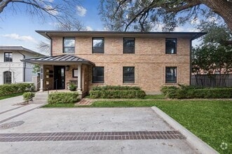 Building Photo - 6725 Del Norte Ln