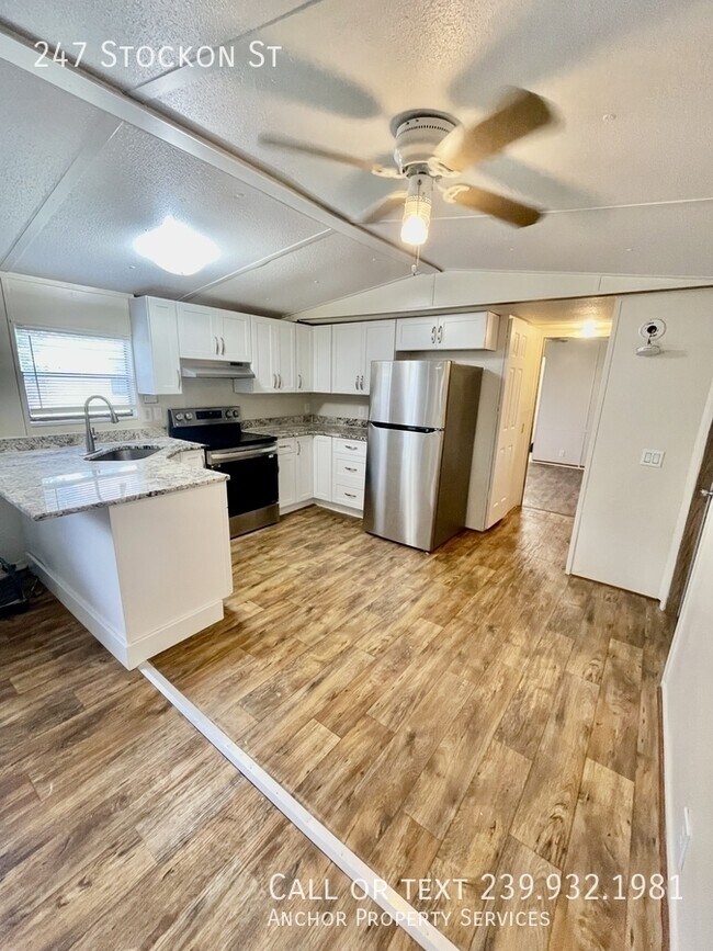 Building Photo - 247 Stockon St-