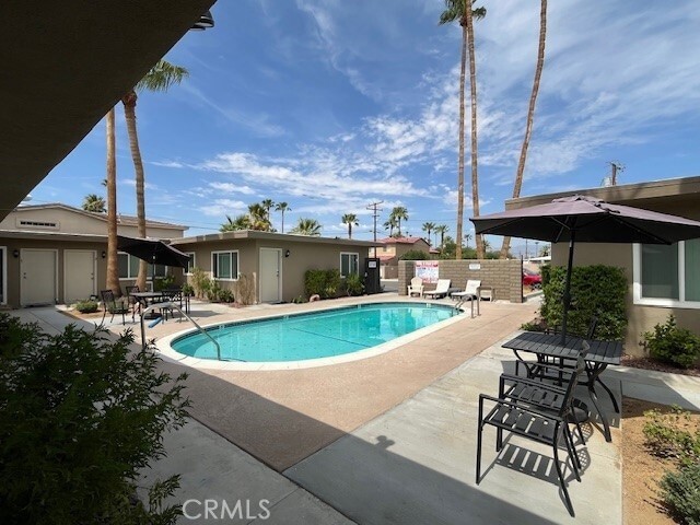 Building Photo - 45521 Sunset Ln