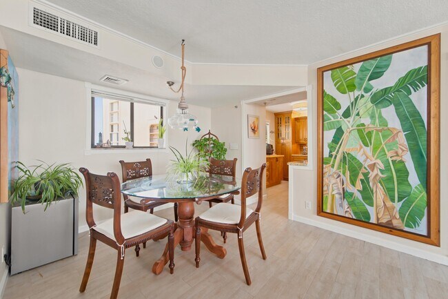 Building Photo - 200 Ocean Trail Way