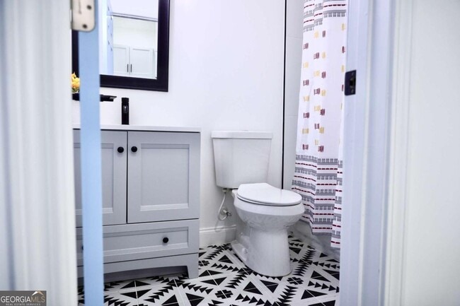 Building Photo - 278 Peachtree St