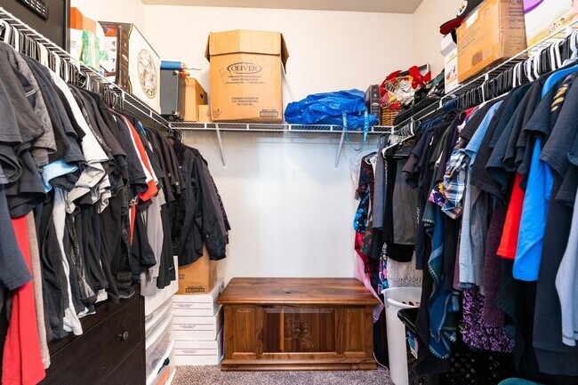 Building Photo - Fantastic Condo in Herriman City Center!