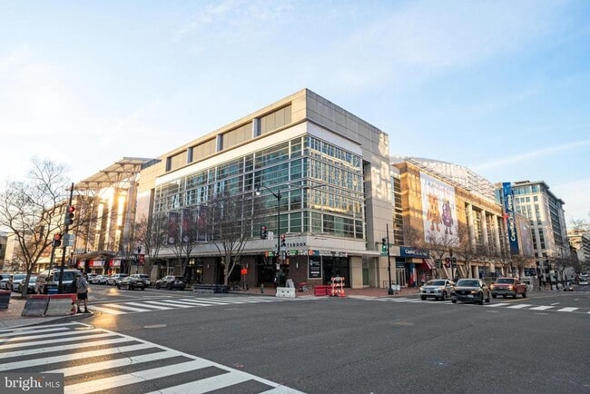 Building Photo - 601 Pennsylvania Ave NW