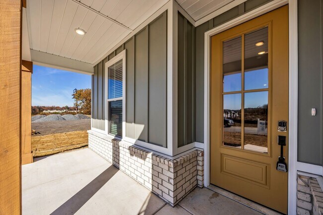 Building Photo - 8629 James Crk Dr