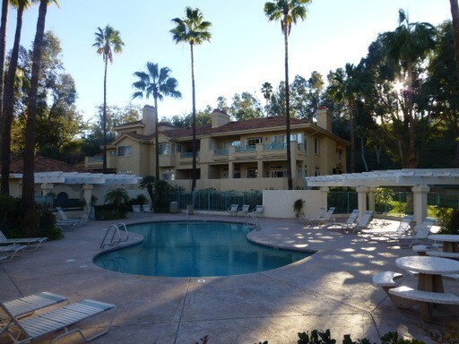 Building Photo - COMING SOON! Las Ventanas Community 2 Bedroom Condo in Valencia!