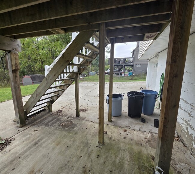 Building Photo - 1797 Cedaridge Dr