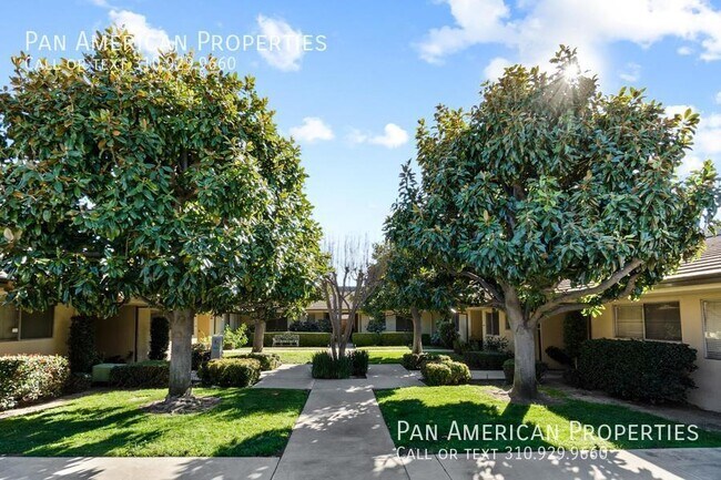 Building Photo - 440 Vista Dr