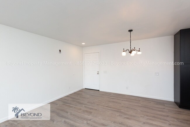 Building Photo - ***DOWNTOWN CHULA VISTA***2 BED 2BATH***GA...