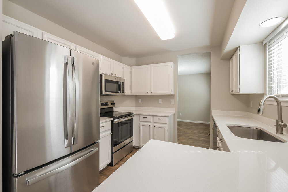 Building Photo - 6644 E 123rd Dr