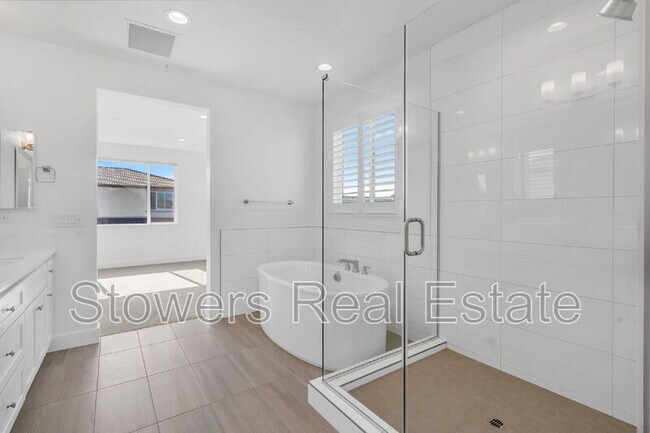 Building Photo - 176 Raven Cir