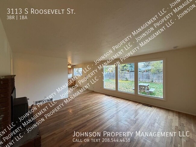 Building Photo - 3113 S Roosevelt St