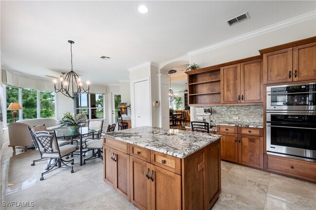 Building Photo - 3019 Lancaster Dr