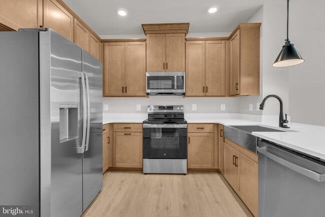 Building Photo - 20151 Northpark Dr
