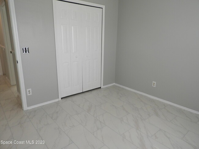 Building Photo - 1904 Brookside St NE