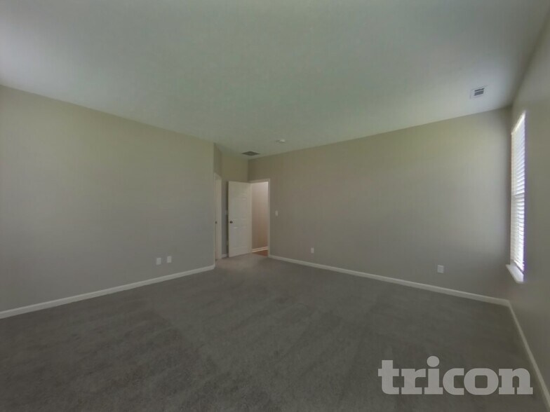 Building Photo - 8140 Elsen Ridge