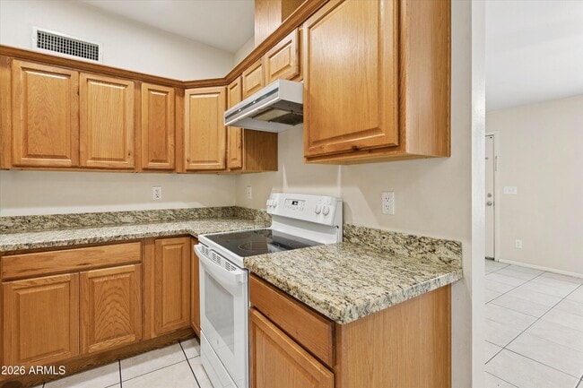 Building Photo - 7010 N 68th Dr