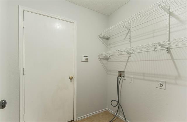 Building Photo - 13808 Canyon Ranch Rd