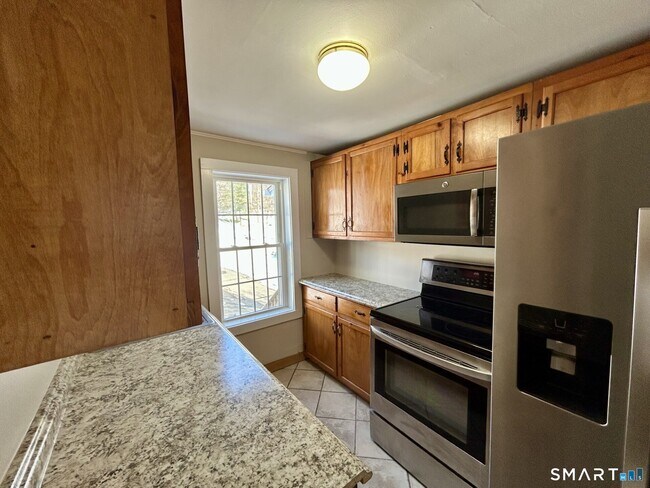 Building Photo - 4 Weekeepeemee Rd