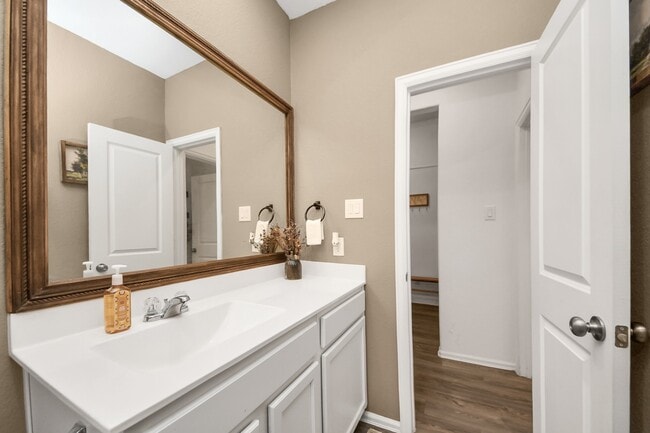 Building Photo - 2835 Mistygate Ct