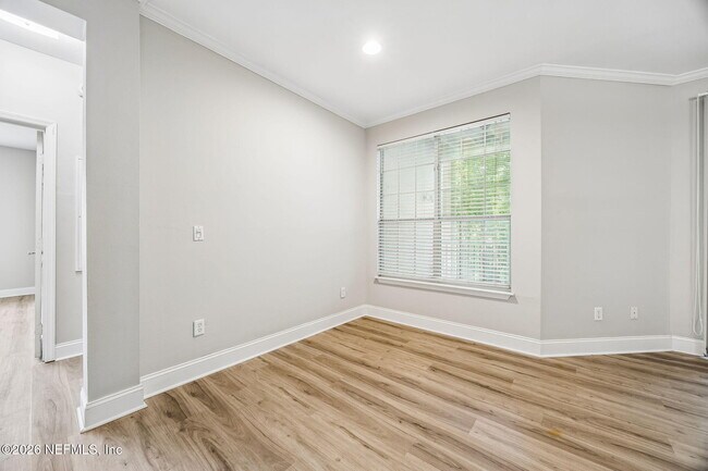Building Photo - 170 Veracruz Dr