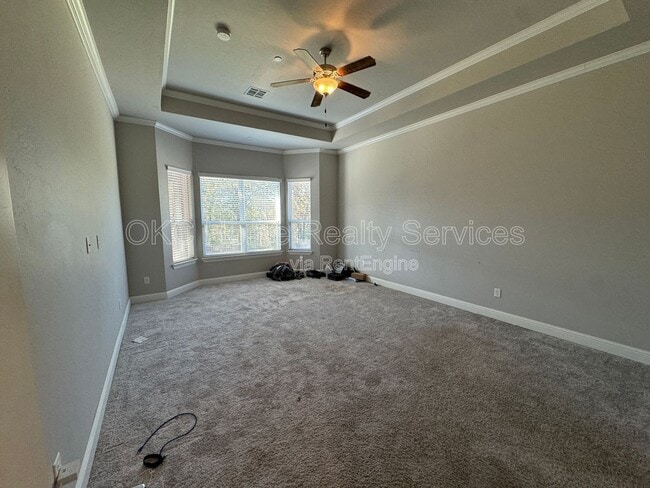 Building Photo - 5709 Asheville Wy