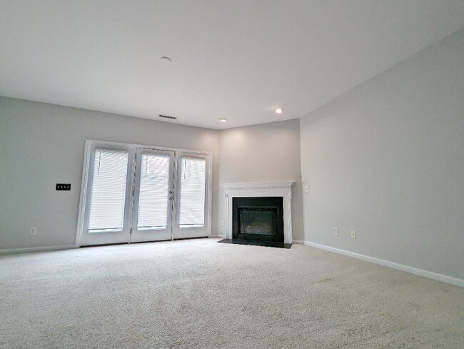 Building Photo - 153 Braeside Ct