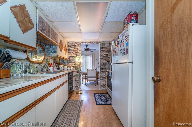 Building Photo - 862 Yorktown Ct