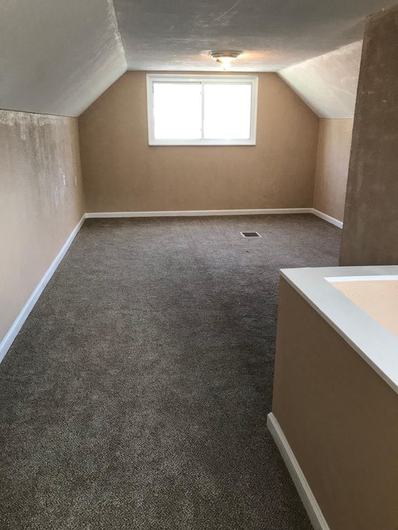 Master Bedroom - 23334 Deziel St