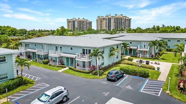 Building Photo - Palms at Waters Edge 3344-M6